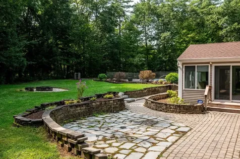 595 Scruton Pond Road Barrington NH 03825