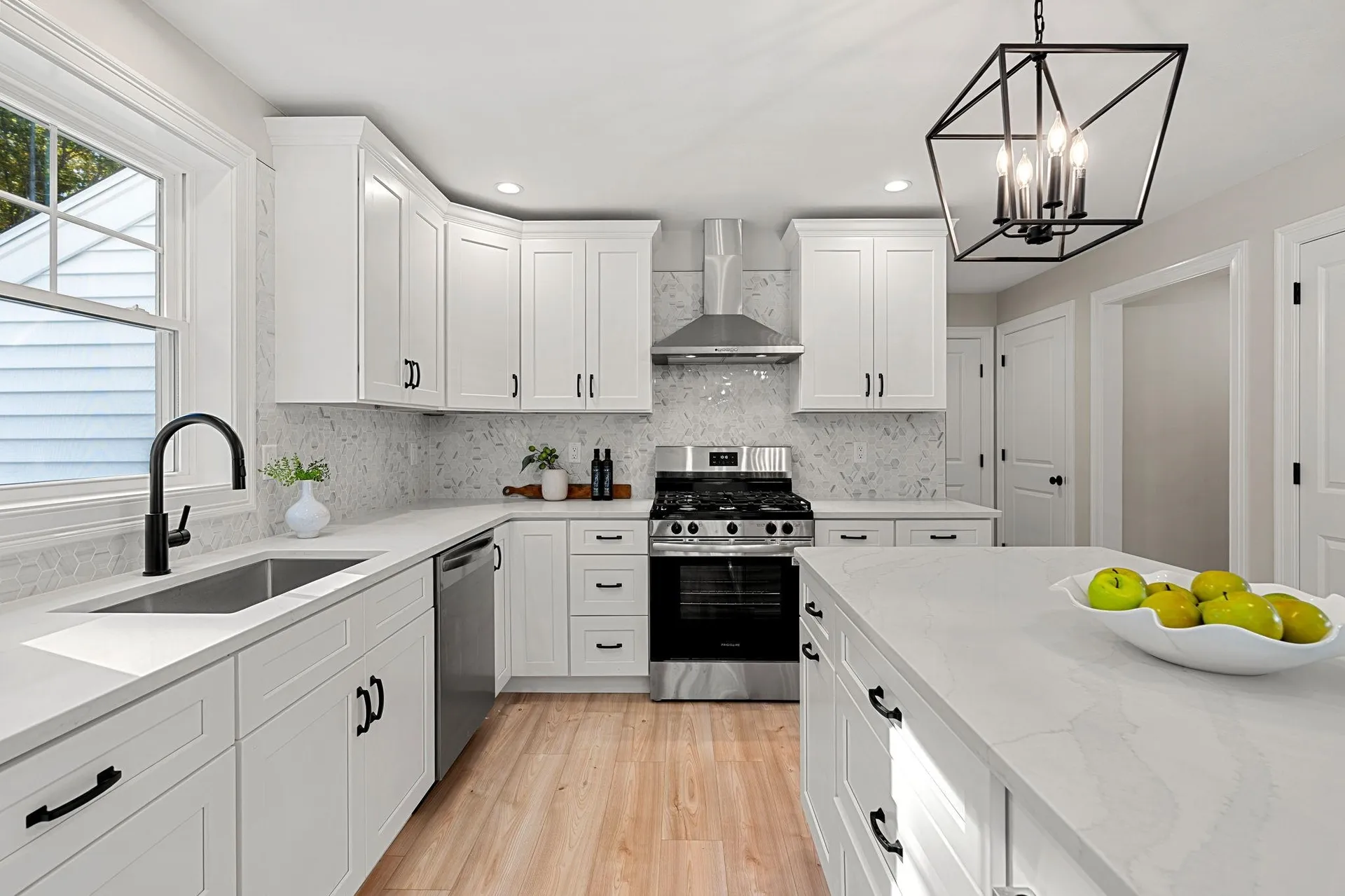 15-A Autumn Circle Plaistow NH 03865