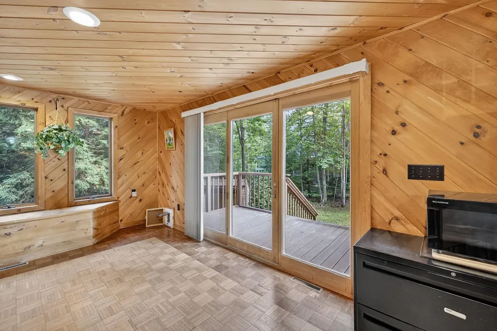 58 Millsfield Lane Barnstead NH 03225