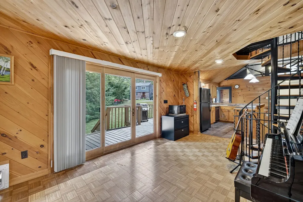 58 Millsfield Lane Barnstead NH 03225