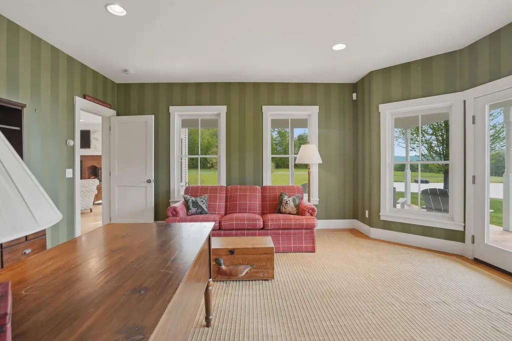 2455 West Hill Road Stowe VT 05672