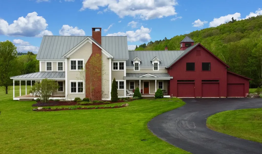 2455 West Hill Road Stowe VT 05672