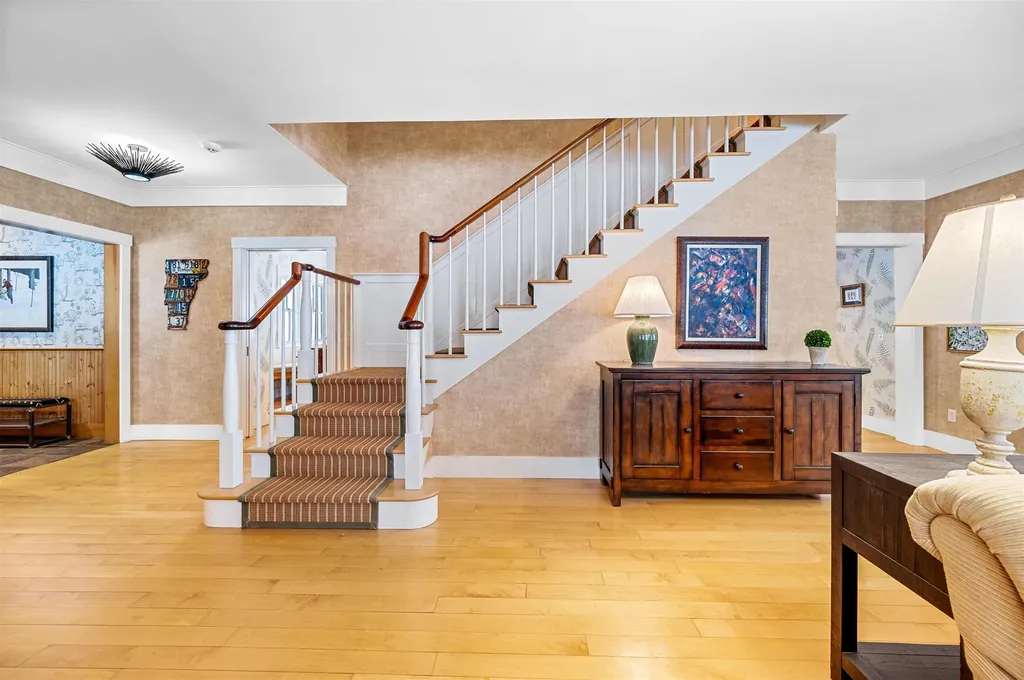 2455 West Hill Road Stowe VT 05672