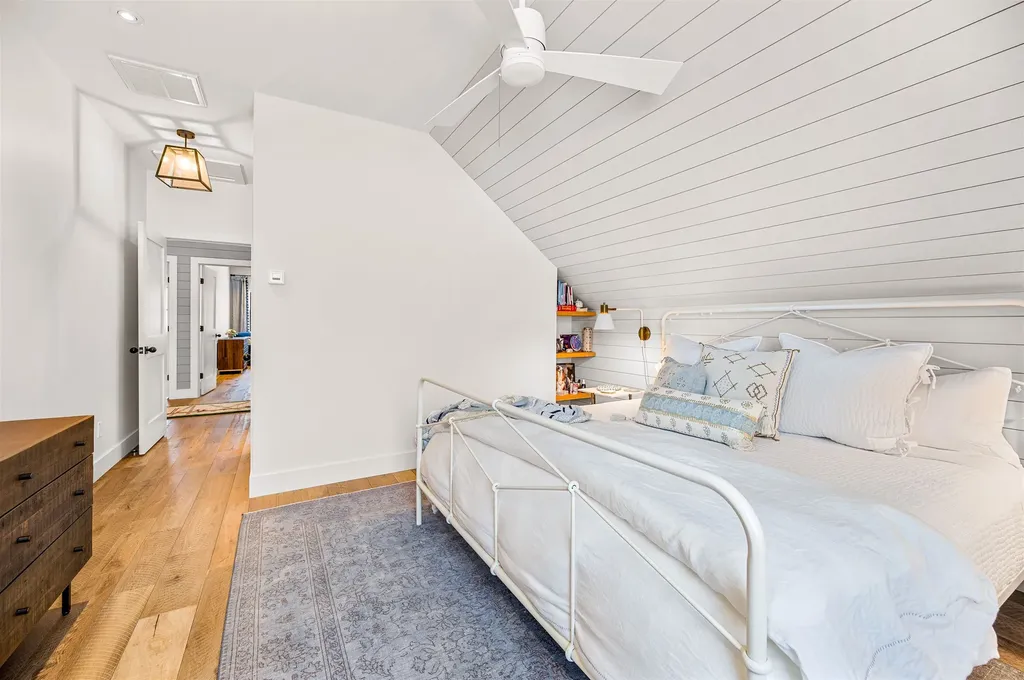 2455 West Hill Road Stowe VT 05672