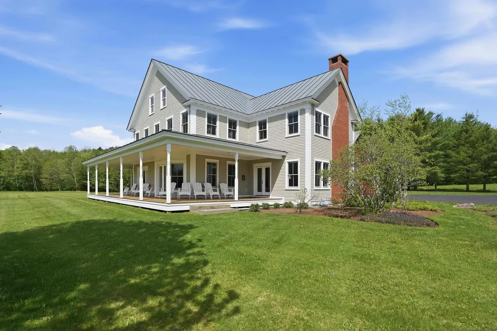 2455 West Hill Road Stowe VT 05672