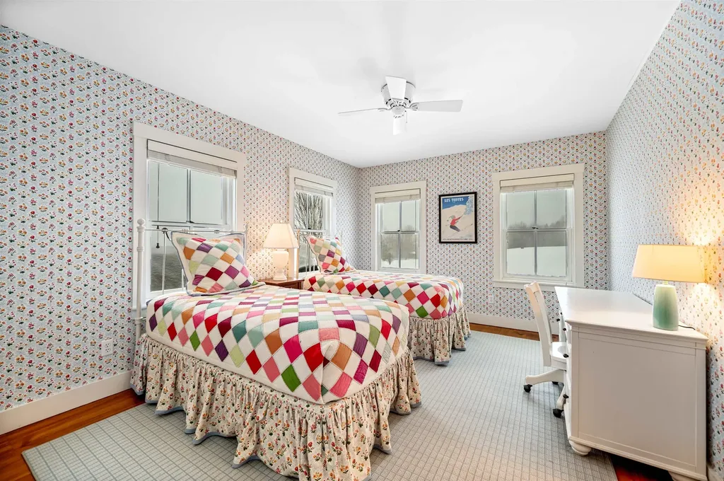 2455 West Hill Road Stowe VT 05672