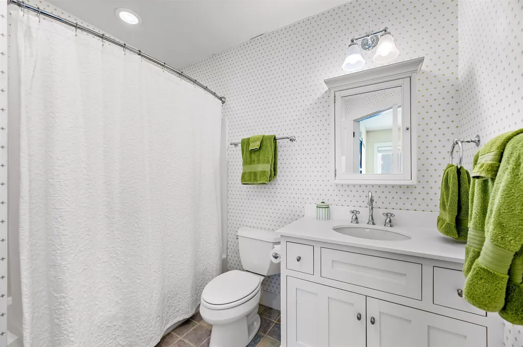 2455 West Hill Road Stowe VT 05672