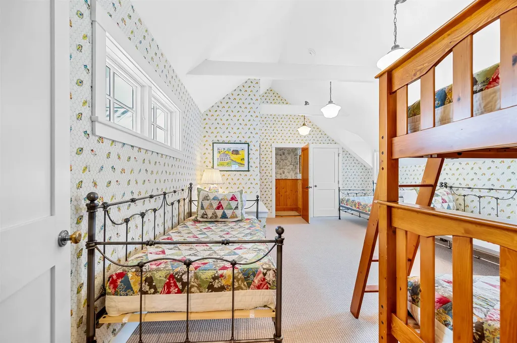 2455 West Hill Road Stowe VT 05672