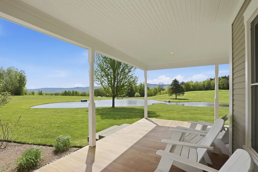 2455 West Hill Road Stowe VT 05672