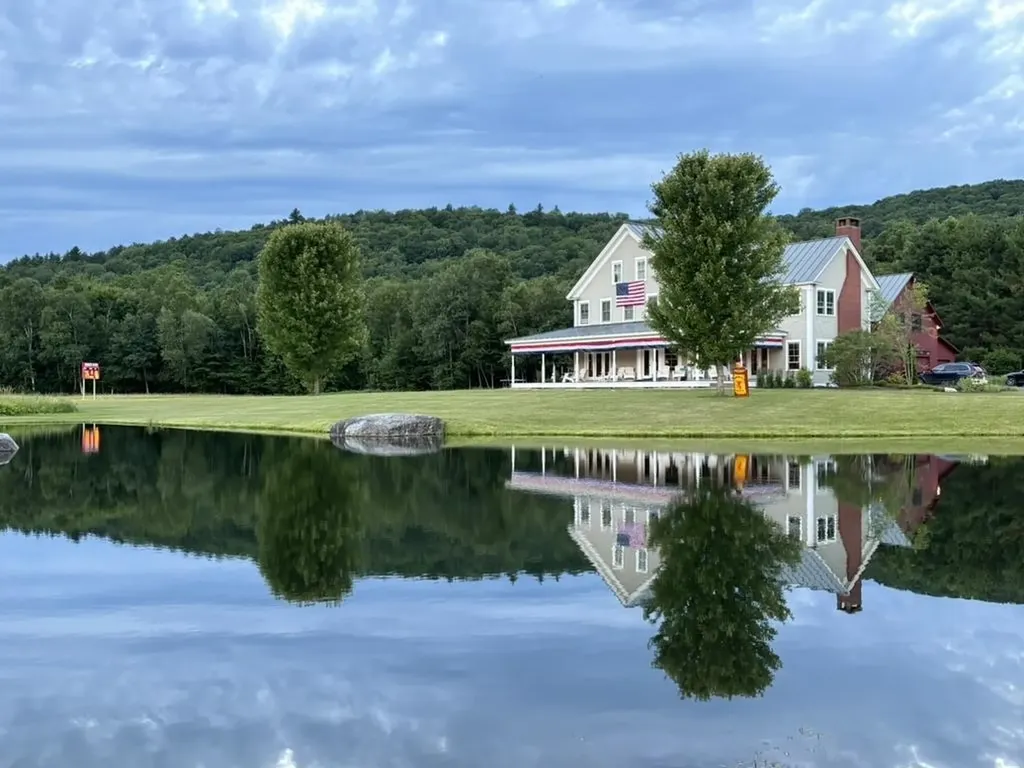 2455 West Hill Road Stowe VT 05672