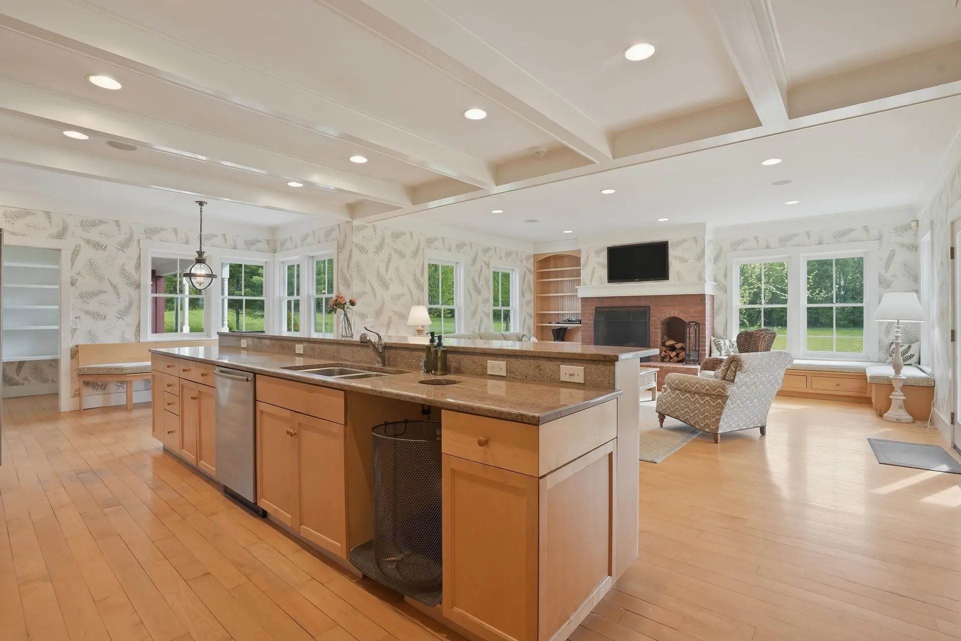 2455 West Hill Road Stowe VT 05672