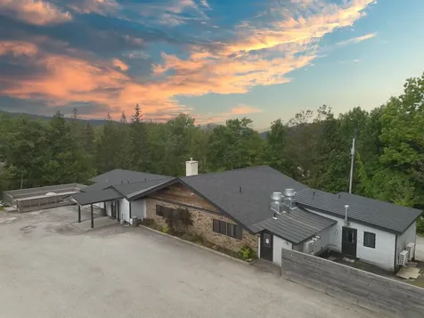 747 Killington Road Killington VT 05751