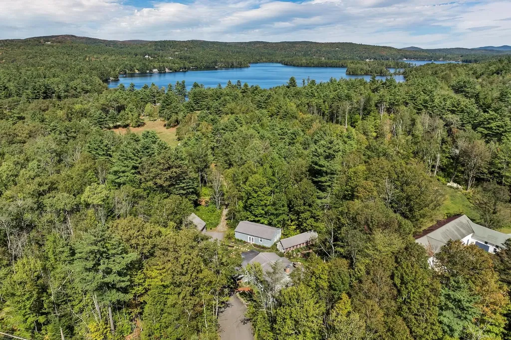 26 Otterville Road New London NH 03257