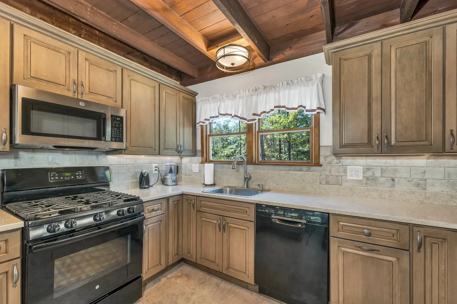 26 Otterville Road New London NH 03257