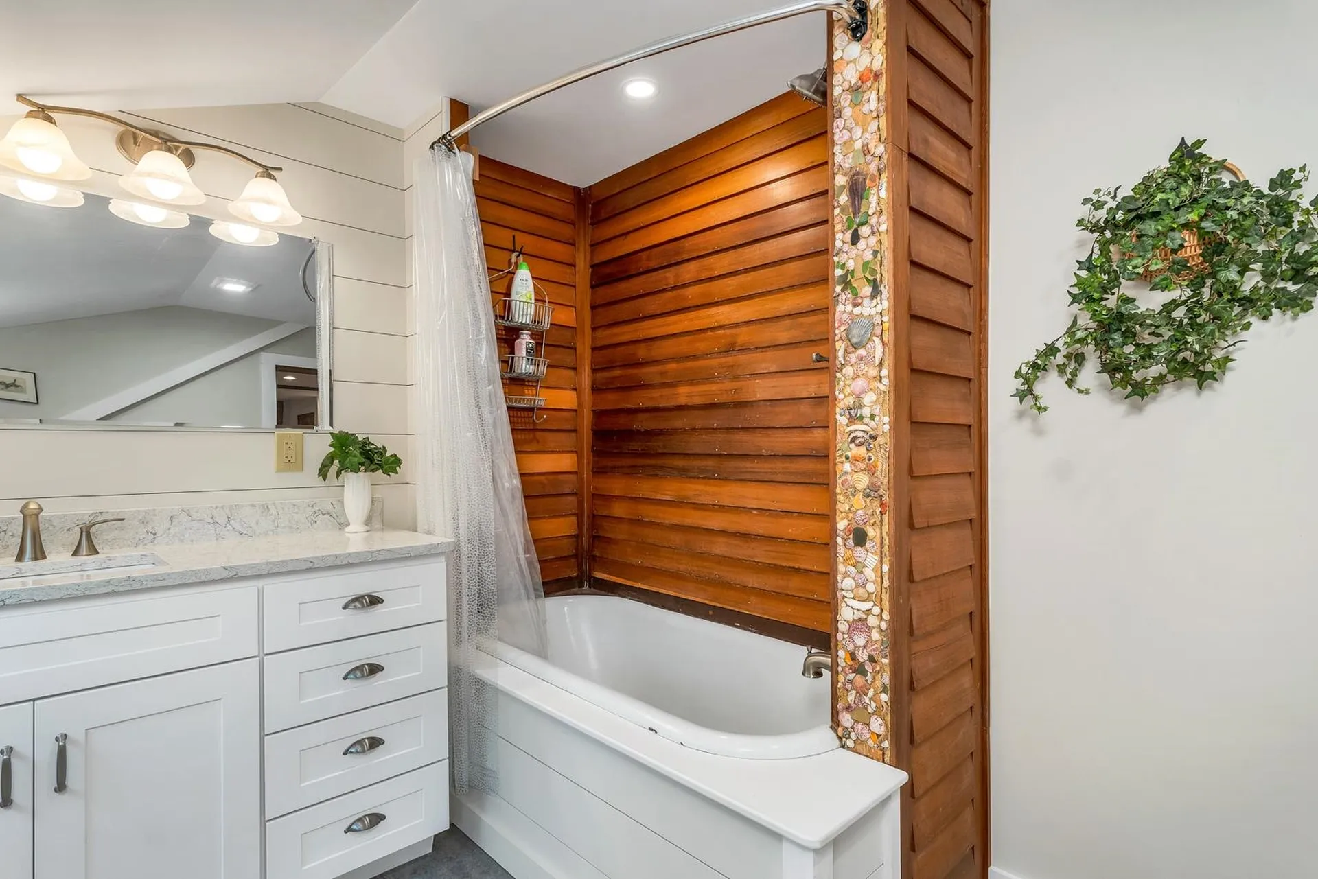 26 Otterville Road New London NH 03257