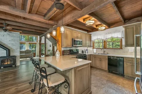 26 Otterville Road New London NH 03257