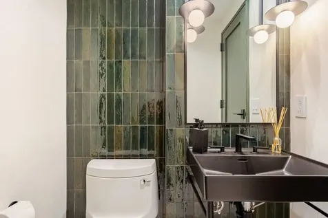 69 Hourglass Drive Stowe VT 05672