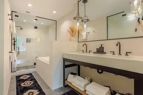 69 Hourglass Drive Stowe VT 05672