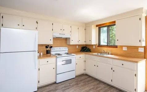 5 Johnson Meadow Road Hampstead NH 03841