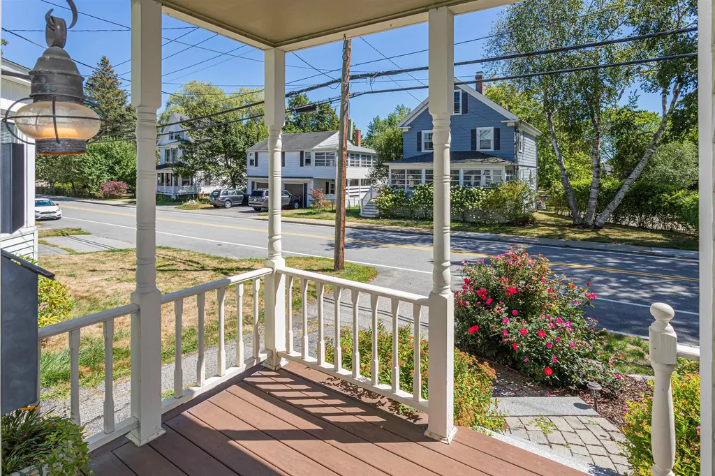 281 Dennett Street Portsmouth NH 03801