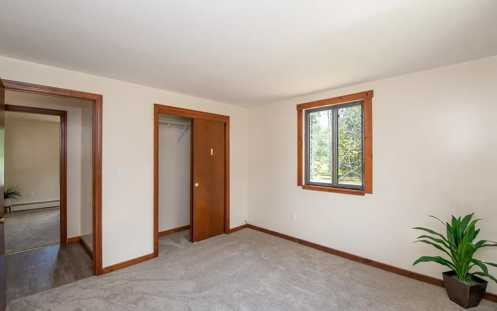 33 Johnson Meadow Road Hampstead NH 03841