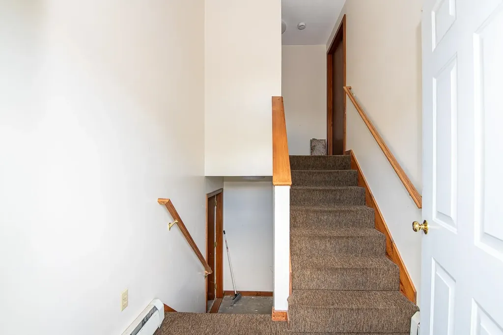 33 Johnson Meadow Road Hampstead NH 03841