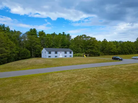 19 Johnson Meadow Road Hampstead NH 03841