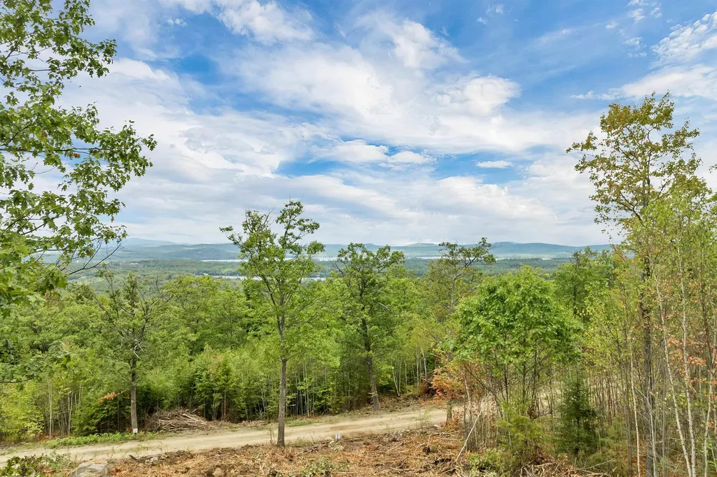 0 Long Stack Lane Wolfeboro NH 03894