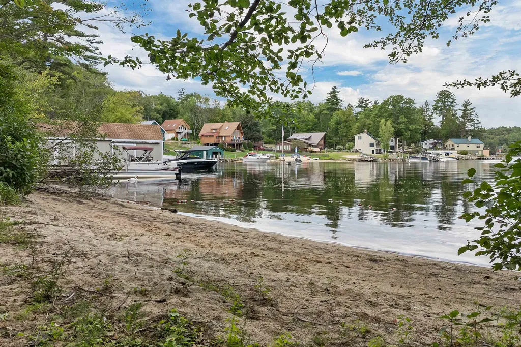 Lot 36 Mauhaut Shores Road Alton NH 03810