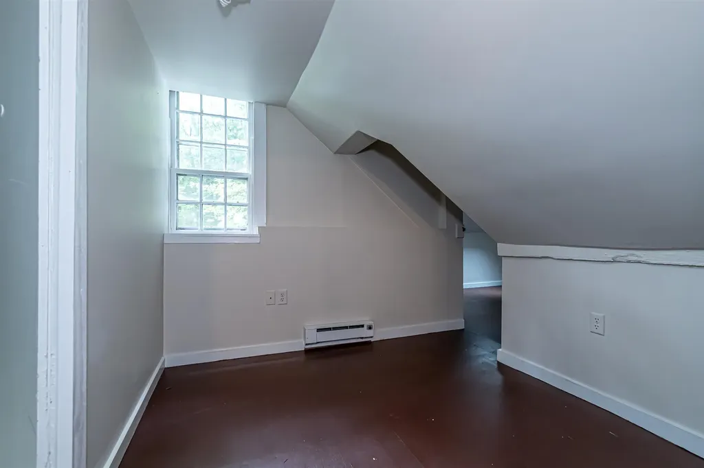 1 Old Coach Road New Boston NH 03070