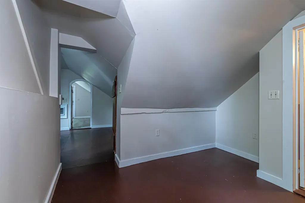 1 Old Coach Road New Boston NH 03070