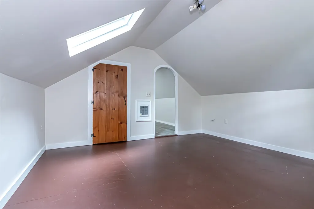 1 Old Coach Road New Boston NH 03070