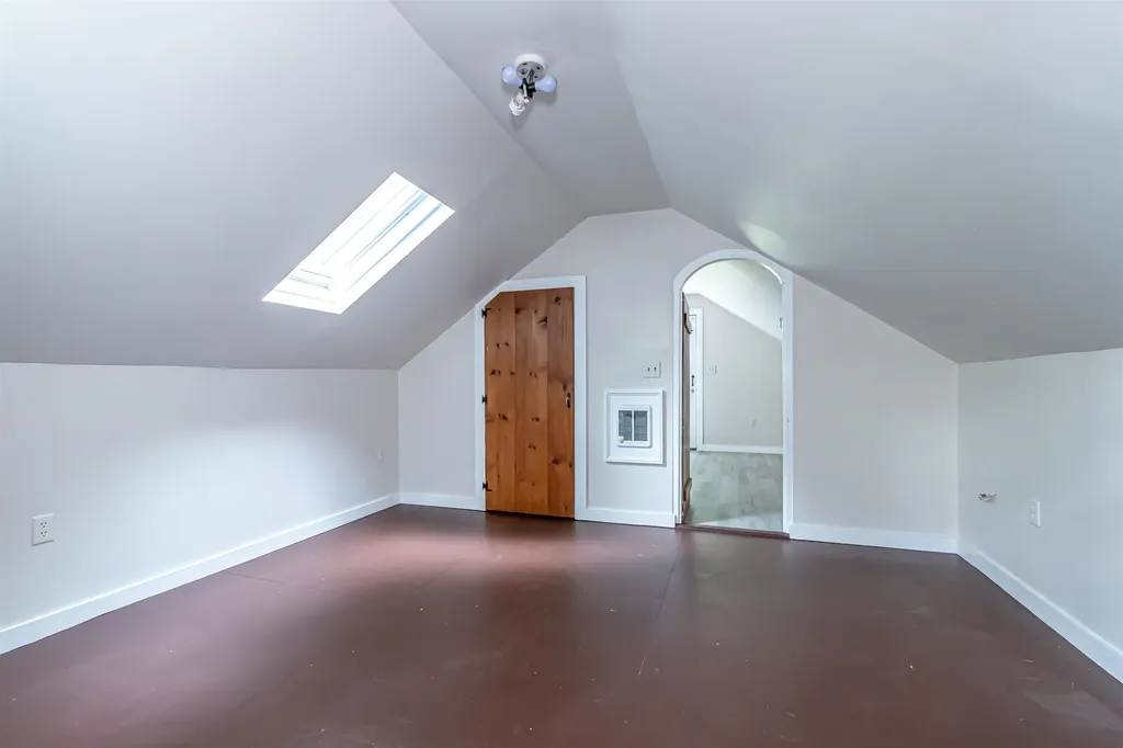 1 Old Coach Road New Boston NH 03070