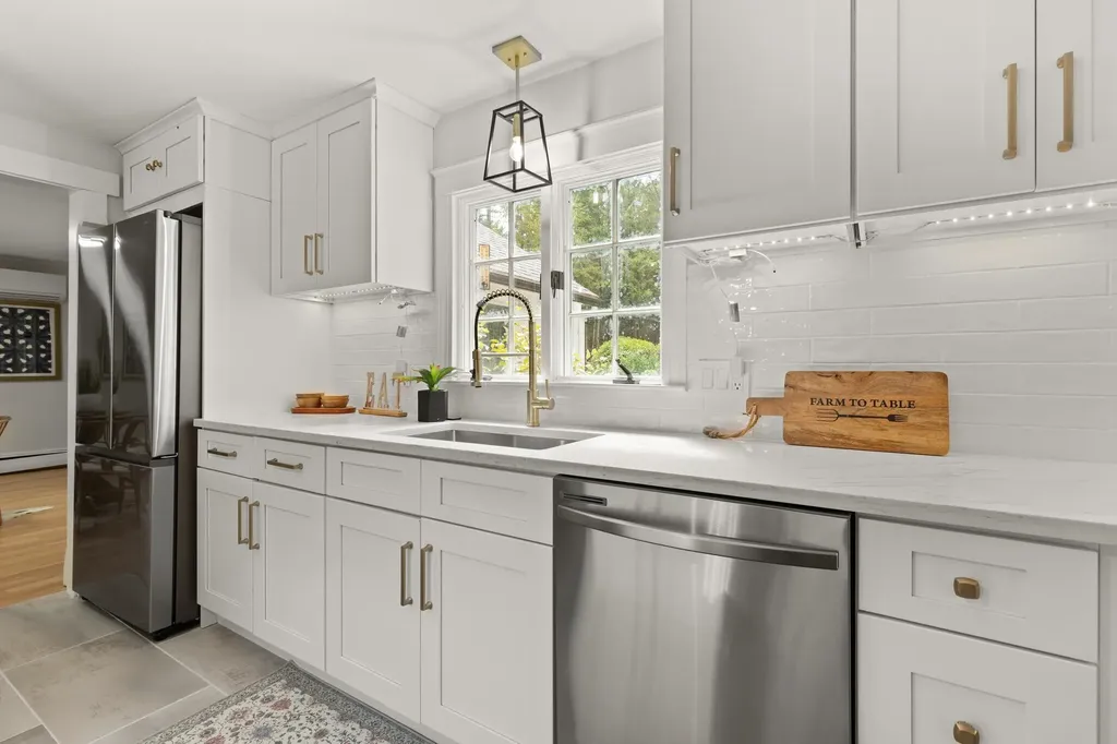 55 Woodridge Road Hampstead NH 03826