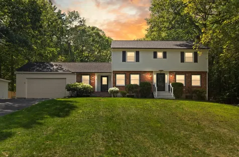 55 Woodridge Road Hampstead NH 03826