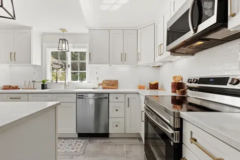 55 Woodridge Road Hampstead NH 03826