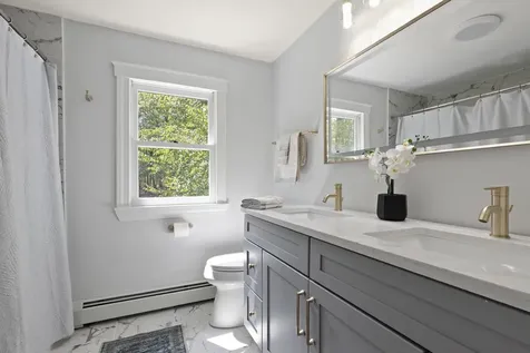 55 Woodridge Road Hampstead NH 03826