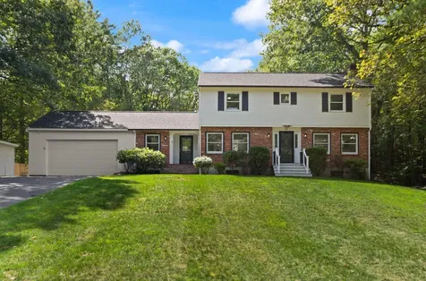 55 Woodridge Road Hampstead NH 03826