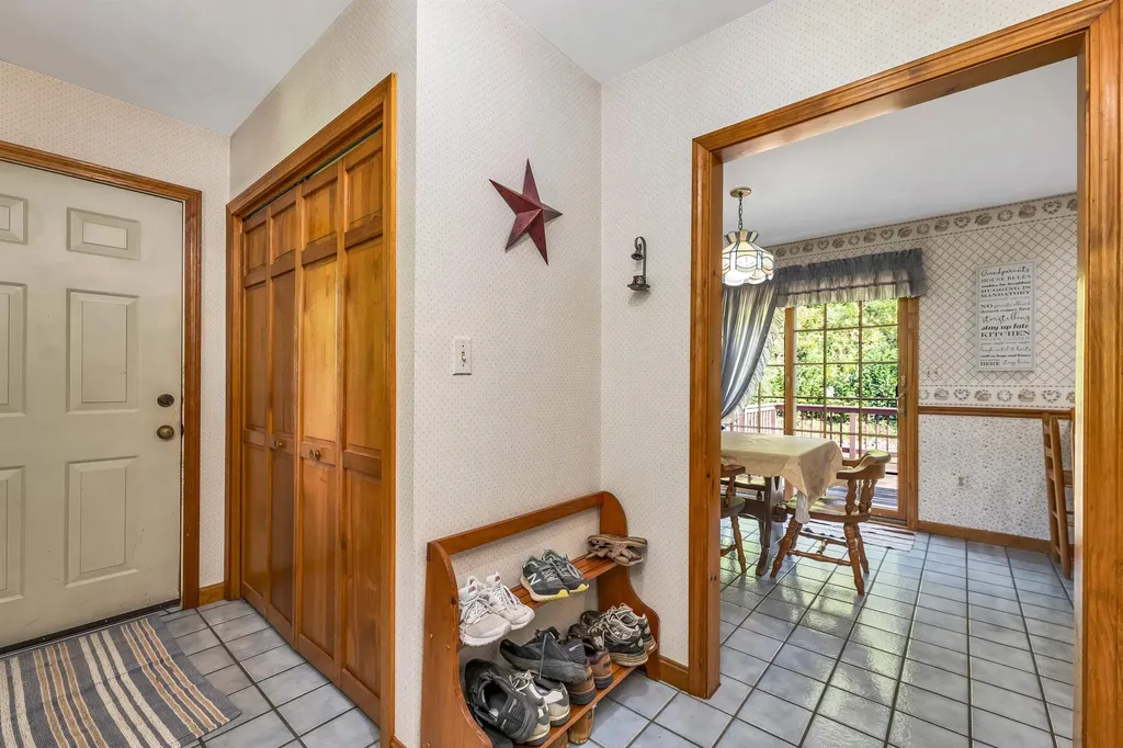 90 Towle Pasture Drive Epsom NH 03234