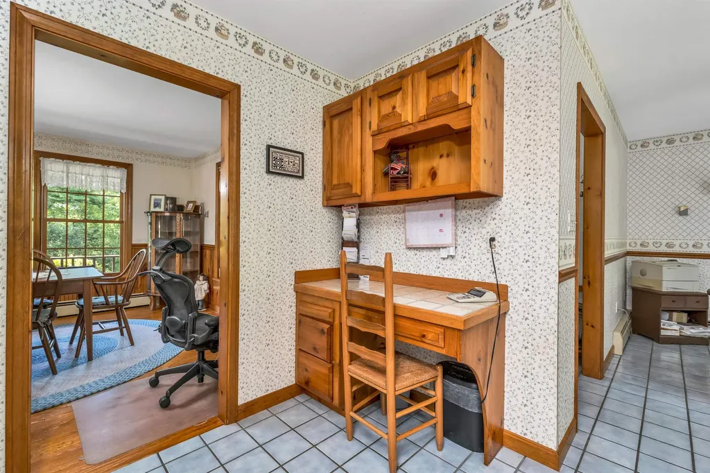 90 Towle Pasture Drive Epsom NH 03234