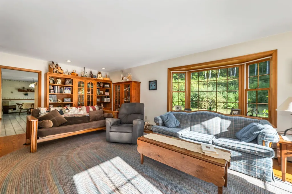 90 Towle Pasture Drive Epsom NH 03234