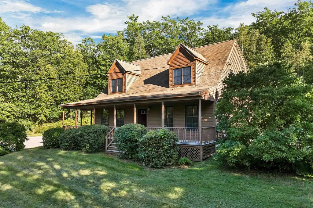 90 Towle Pasture Drive Epsom NH 03234