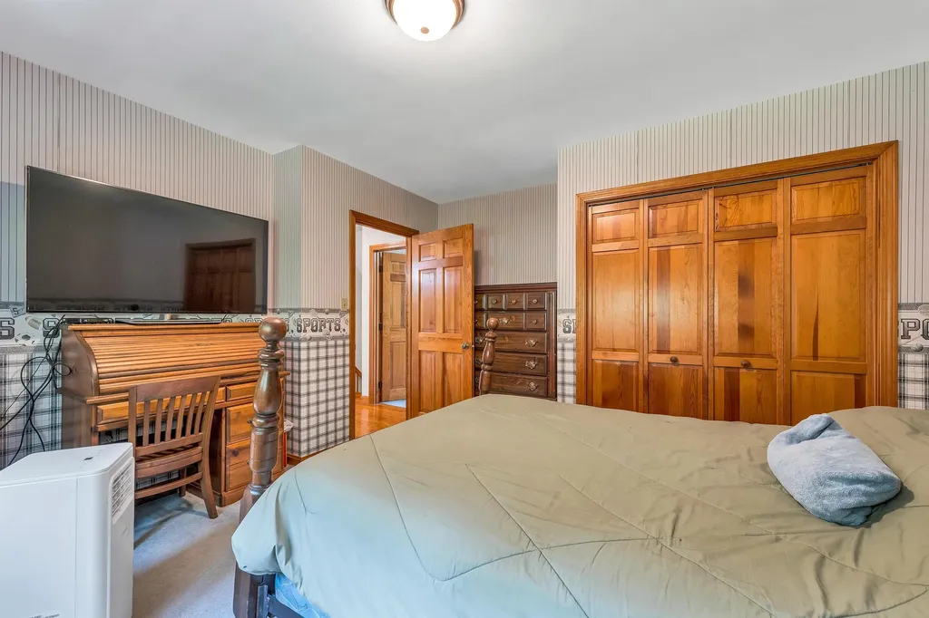 90 Towle Pasture Drive Epsom NH 03234