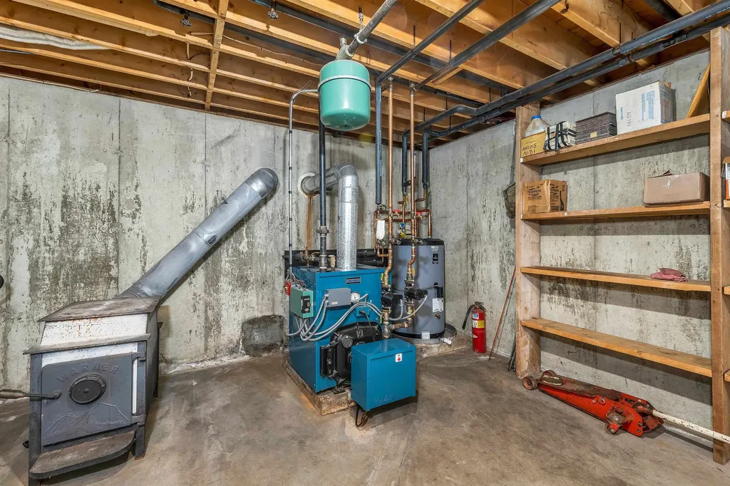 90 Towle Pasture Drive Epsom NH 03234