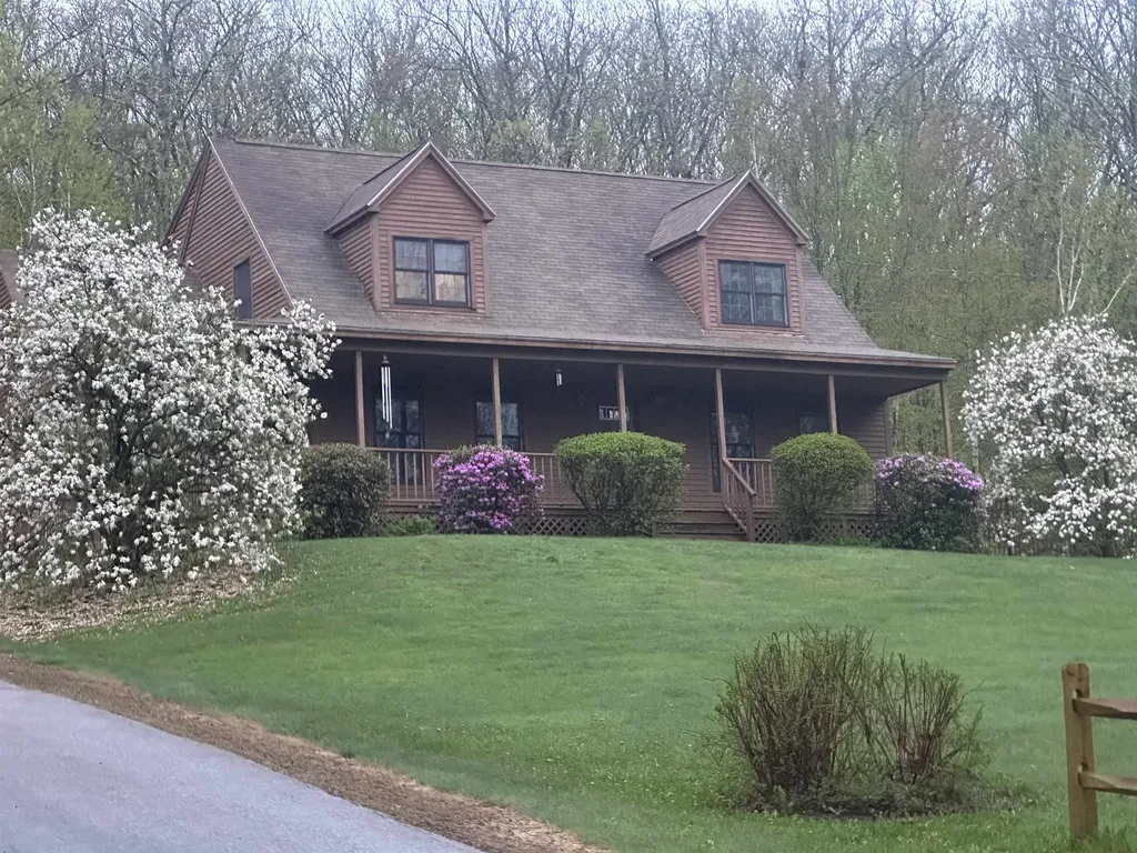 90 Towle Pasture Drive Epsom NH 03234