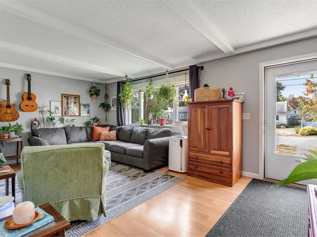 7 Mohawk Avenue Essex Junction VT 05451