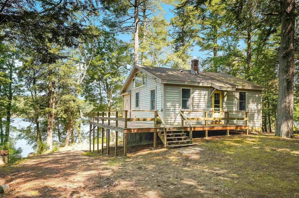 26 Weidner Drive Rindge NH 03461