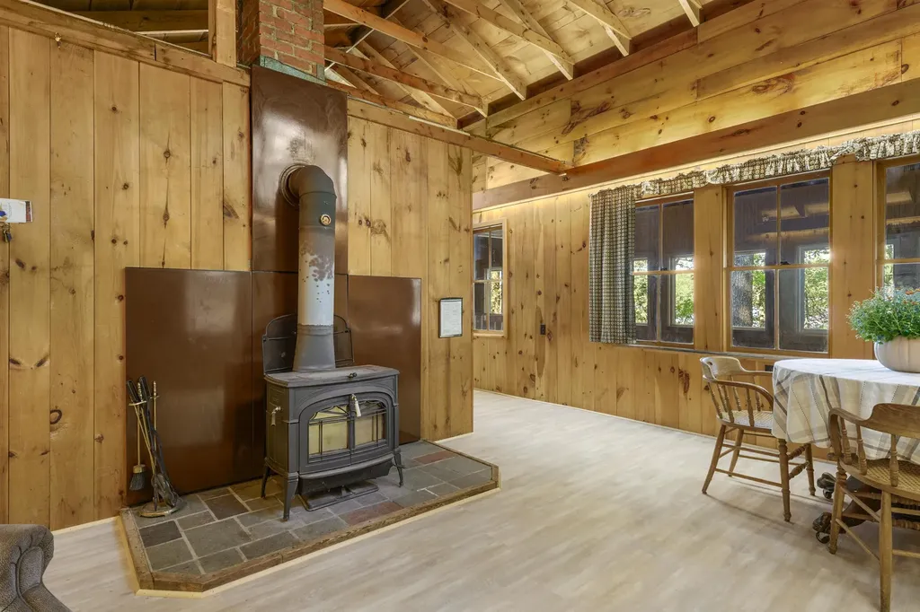 26 Weidner Drive Rindge NH 03461