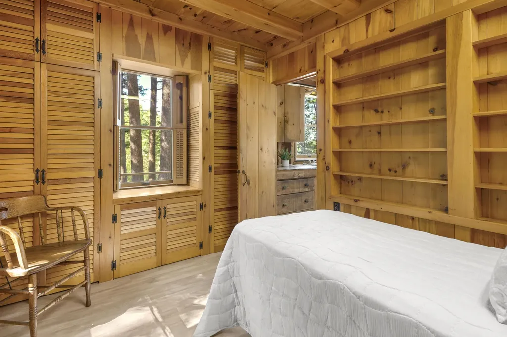 26 Weidner Drive Rindge NH 03461