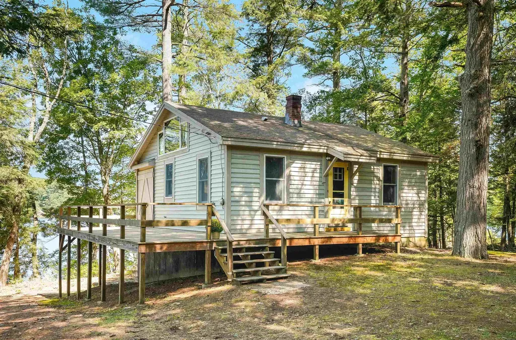 26 Weidner Drive Rindge NH 03461